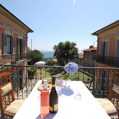 La Dimora Dei Ciliegi, Charming Overlooking Lake Maggiore Διαμέρισμα Nebbiuno
